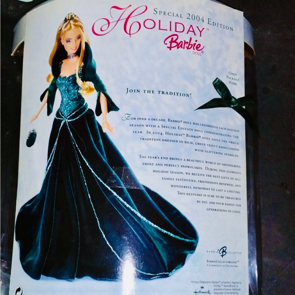 Barbie Holiday Doll in Elegant Teal Gown